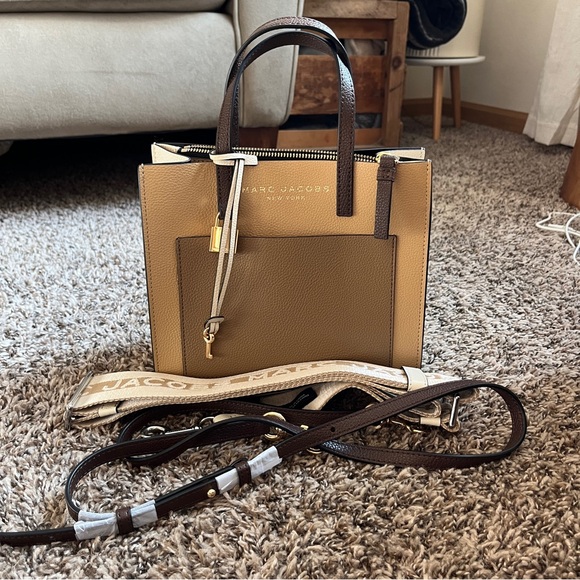 Marc Jacobs Grind Mini Color Block Tote Bag - Picture 2 of 10